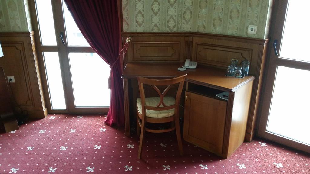 Hotel Brothers سموليان المظهر الخارجي الصورة